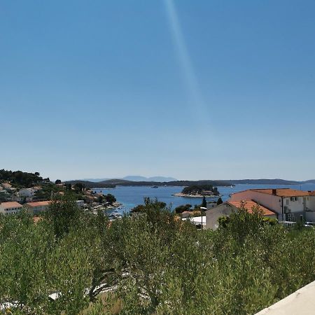 Apartment Buzolic Hvar Town Bagian luar foto